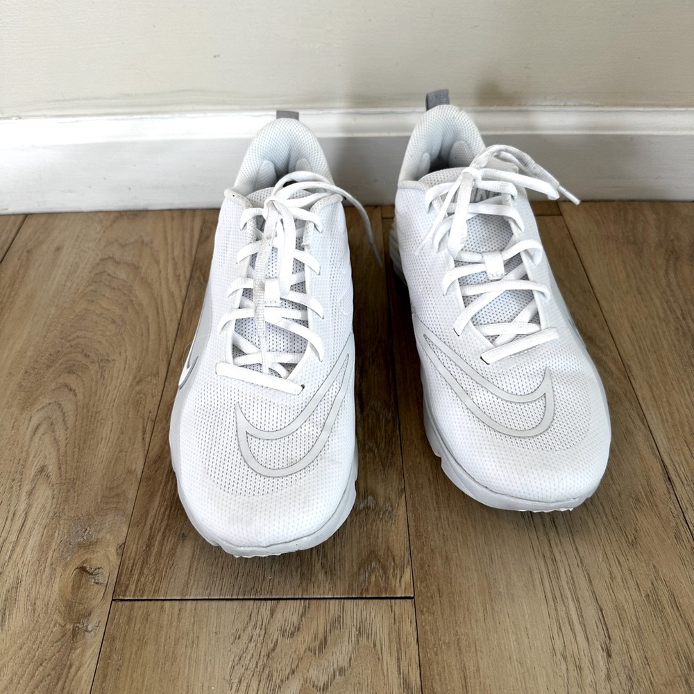 Nike Men’s White Indoor Cleats